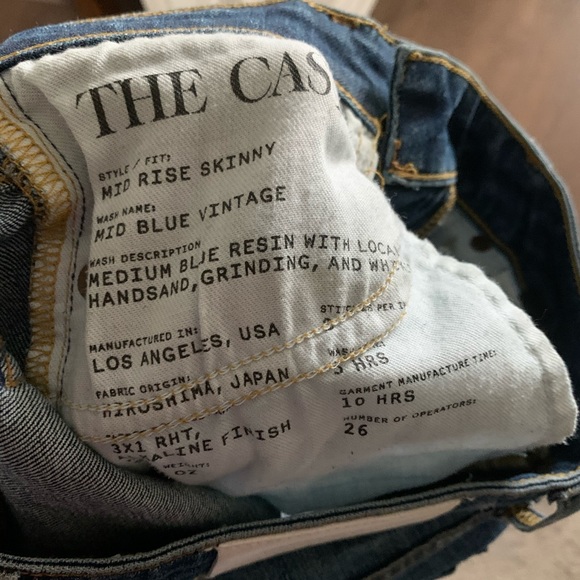 The Castings Mid Rise Skinny Jeans👖 - Picture 5 of 6